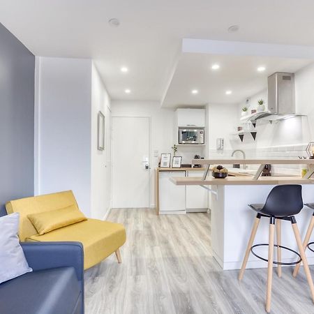 J-Mo Home - Magny - Moderne Et Chaleureux ภายนอก รูปภาพ