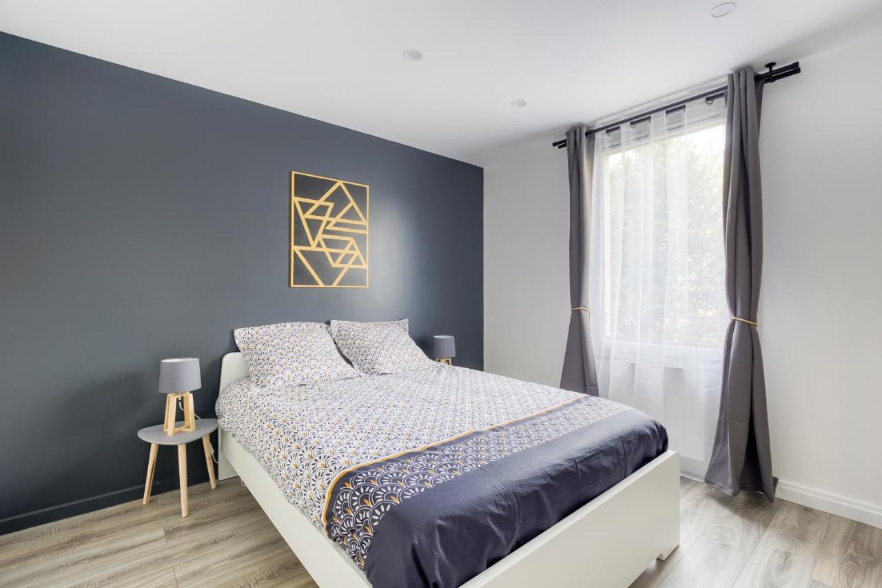 J-Mo Home - Magny - Moderne Et Chaleureux ภายนอก รูปภาพ