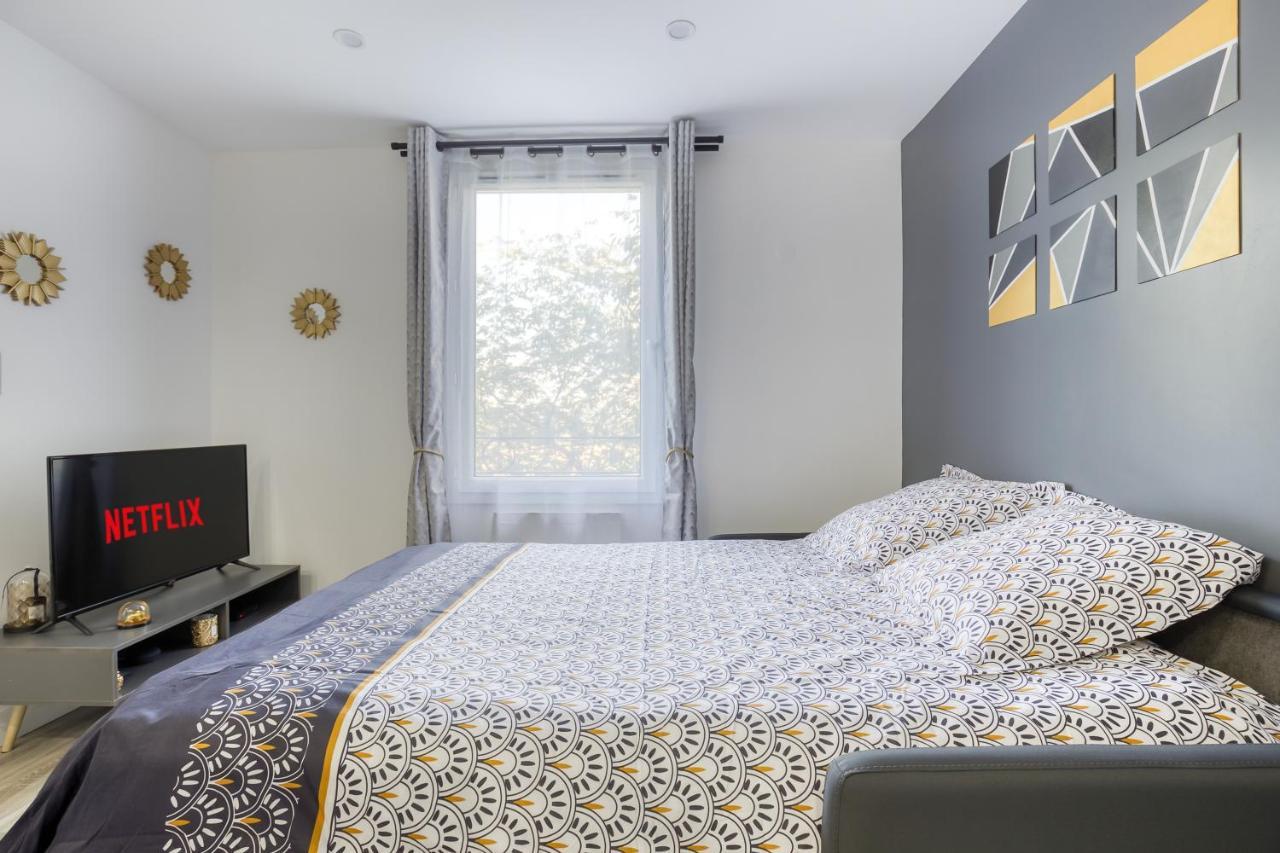 J-Mo Home - Magny - Moderne Et Chaleureux ภายนอก รูปภาพ